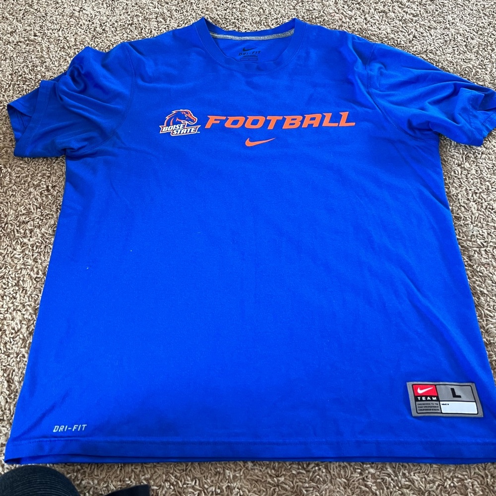 Boise State Nike shirt large